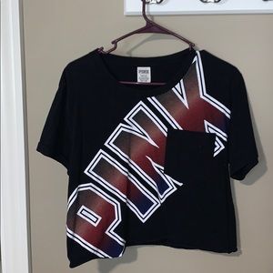 Cute black crop top!